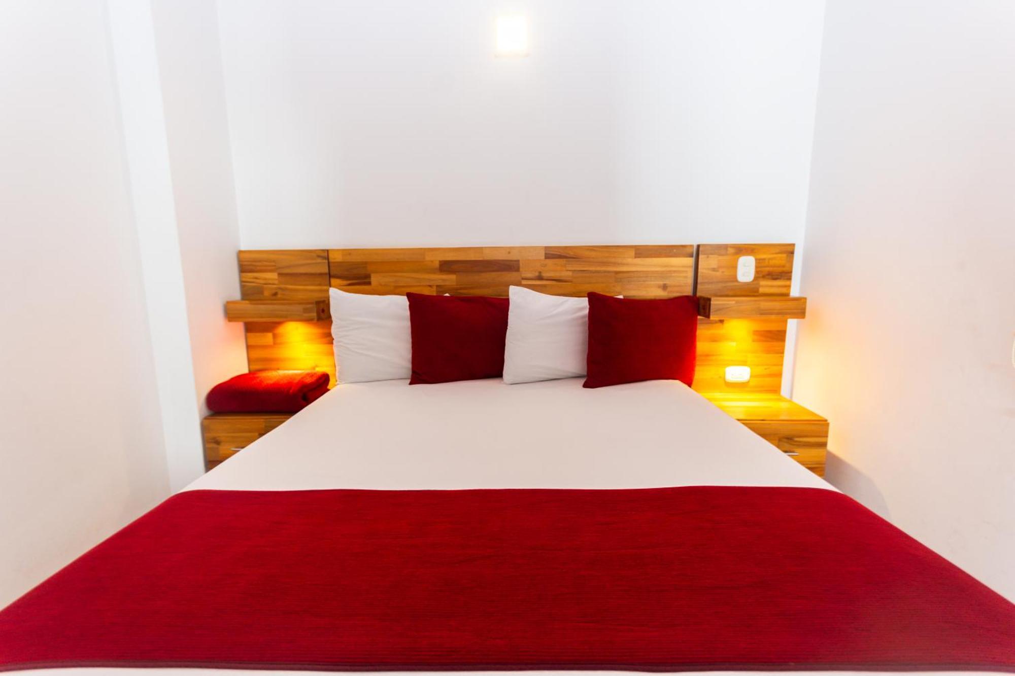 Hotel Bicentenario Рионегро Экстерьер фото