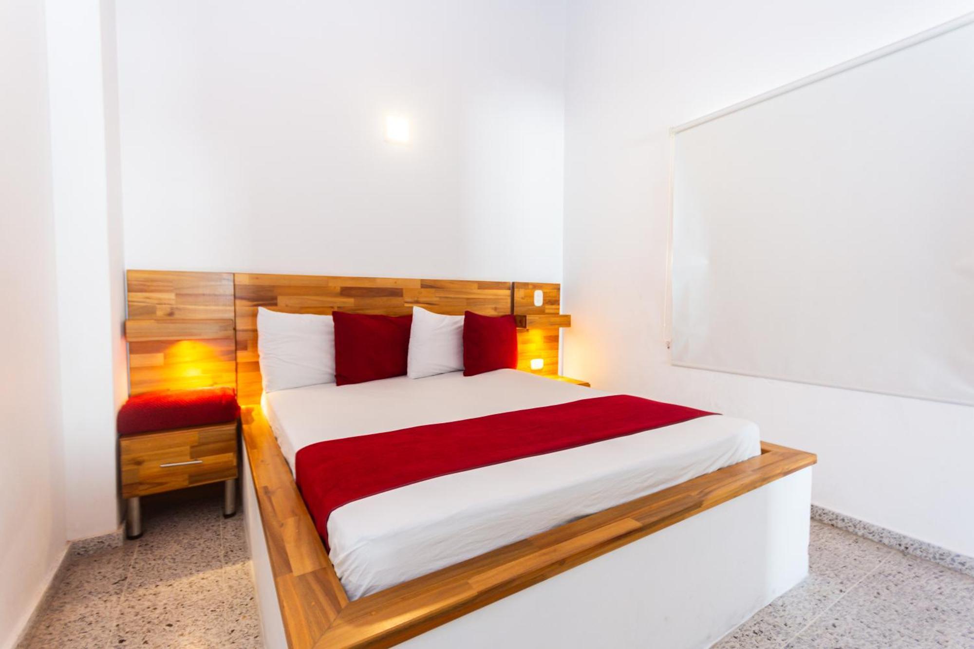 Hotel Bicentenario Рионегро Экстерьер фото